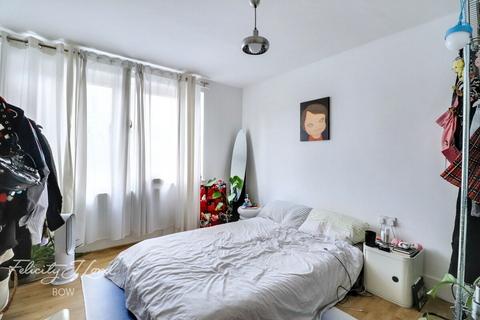 2 bedroom apartment to rent, Watts Grove, LONDON