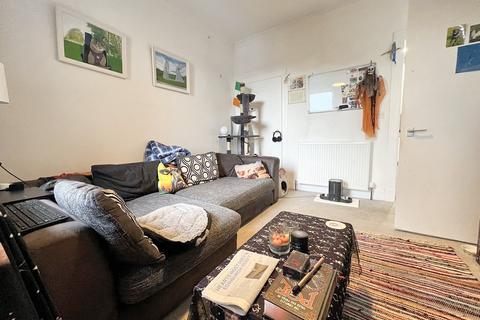 undefined, Causewayside, Edinburgh EH9