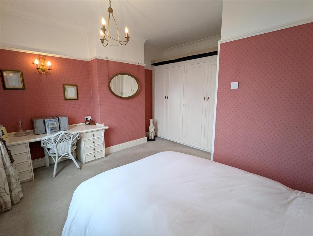 PXL 20251016 122519306.jpg