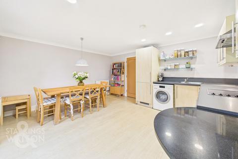 3 bedroom townhouse for sale, Wherry Road, Norwich