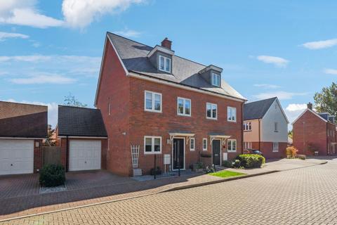 3 bedroom semi-detached house for sale, Turney Street, Aylesbury HP20