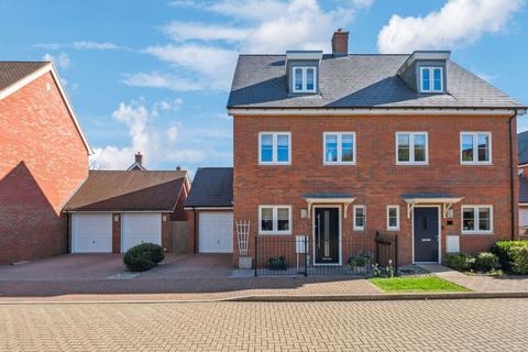 3 bedroom semi-detached house for sale, Turney Street, Aylesbury HP20