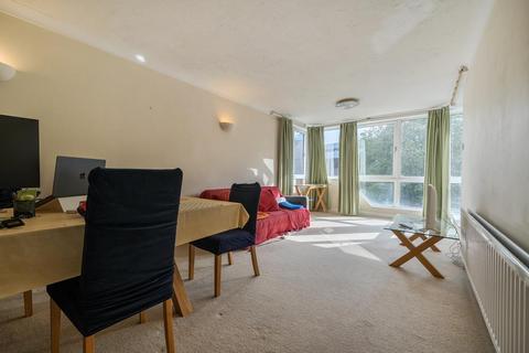 undefined, Central Reading,  overlooking River,  Berkshire,  RG1