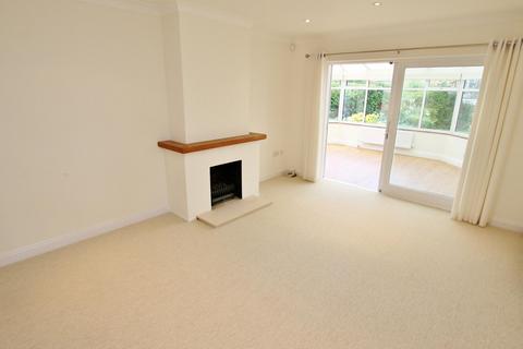 4 bedroom house to rent, Sorbie Close, Weybridge, KT13