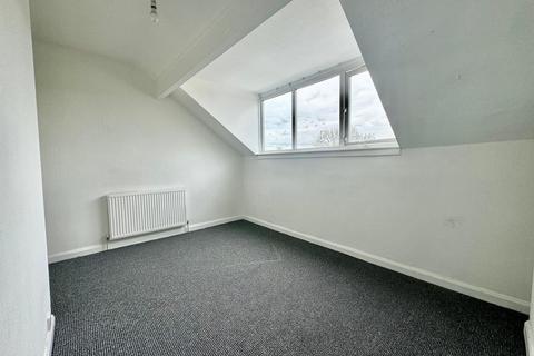 4 bedroom terraced house to rent, Bertrand Street, Leeds, West Yorkshire, LS11