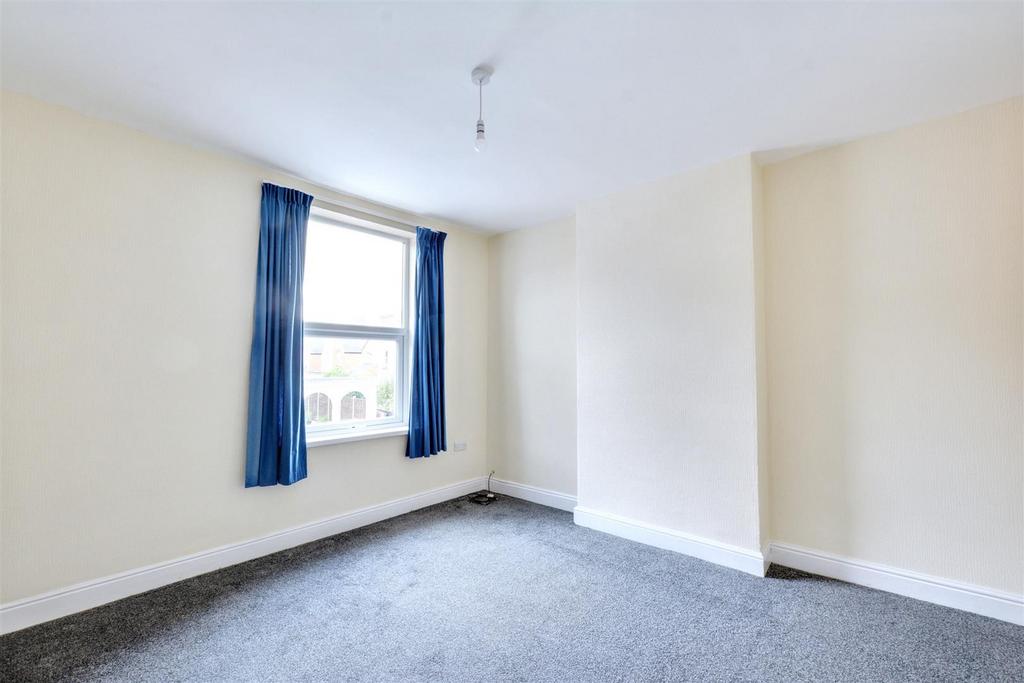 Bedroom 1.jpeg