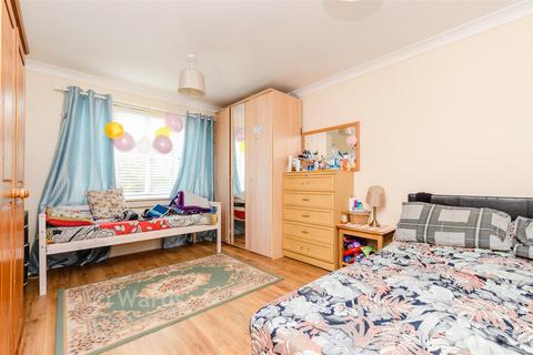 undefined, Covesfield, Gravesend, Kent