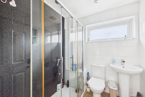 1 bedroom in a house share to rent, Fortina Close, Cheltenham GL50