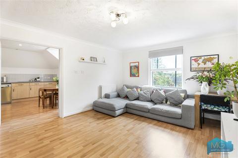 1 bedroom apartment for sale, Garsdale Close, Friern Barnet, London, N11