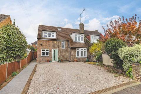 undefined, Link Road, Datchet  SL3