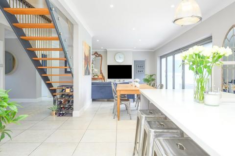 undefined, Sidney Road, WALTON-ON-THAMES, KT12
