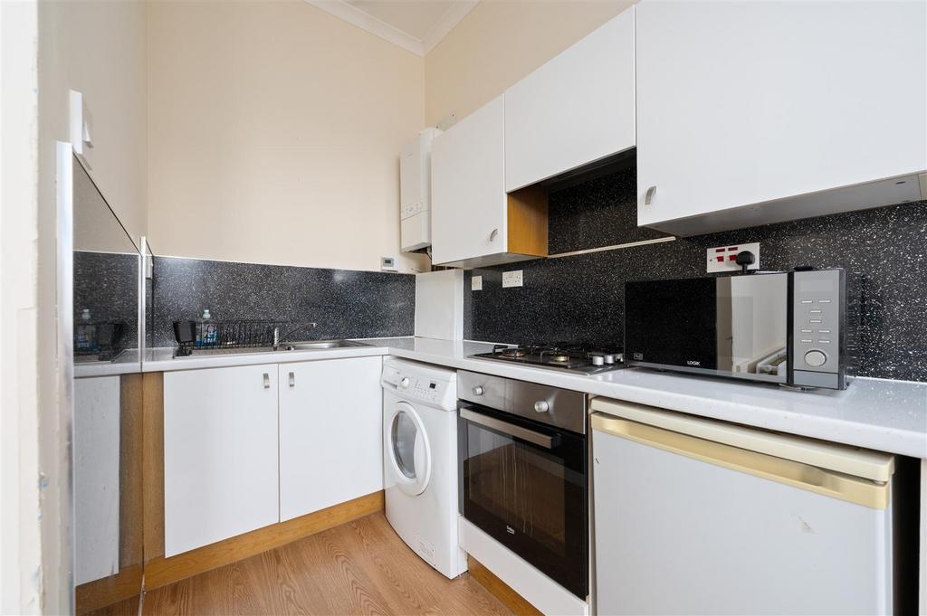 41a Carnegie Drive017.JPG