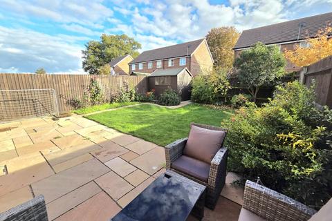 undefined, Sycamore Grove, Aylesbury HP22