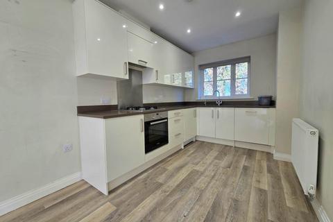 3 bedroom semi-detached house for sale, Sycamore Grove, Aylesbury HP22
