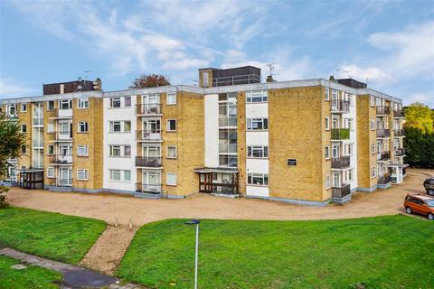 2 bedroom apartment for sale, Frampton Court, Denham Green