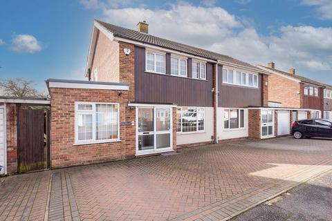 undefined, Laburnum Grove, Langley SL3
