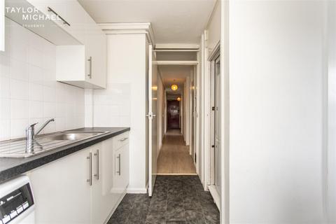 undefined, Highbrook Close, Brighton