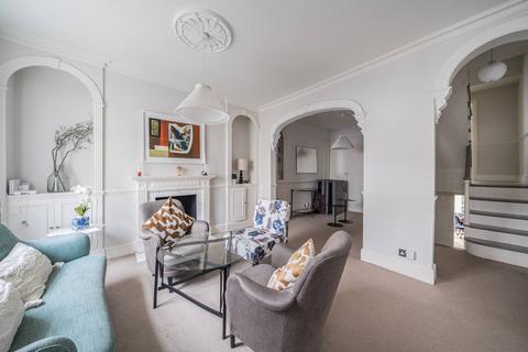 4 bedroom flat to rent, Sterling Street, Knightsbridge, London, SW7