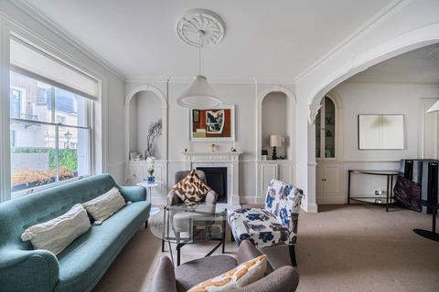 undefined, Sterling Street, Knightsbridge, London, SW7