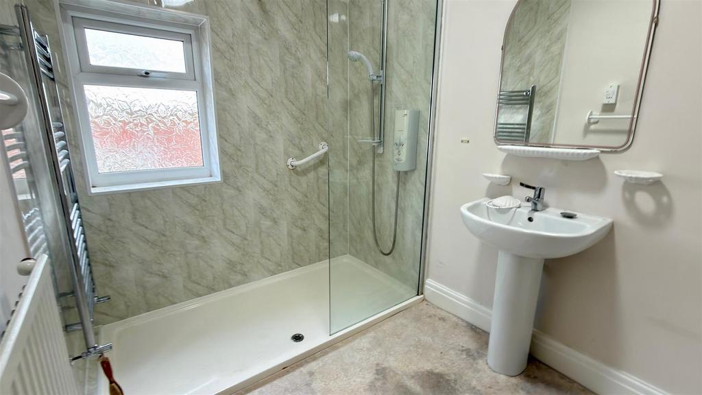Modern shower room