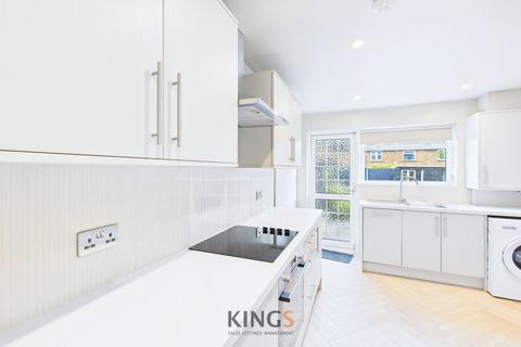 undefined, Garden Avenue, Hatfield, AL10