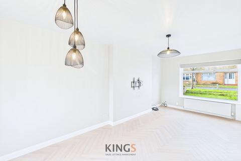undefined, Garden Avenue, Hatfield, AL10