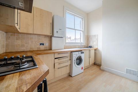 3 bedroom apartment for sale, Crewdson Road, London
