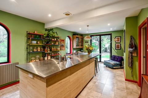 4 bedroom detached house for sale, Redbrook Street, Woodchurch, Ashford, Kent, TN26