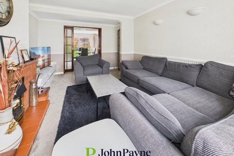 3 bedroom semi-detached house for sale, Wainbody Avenue North, Green Lane, Coventry, CV3