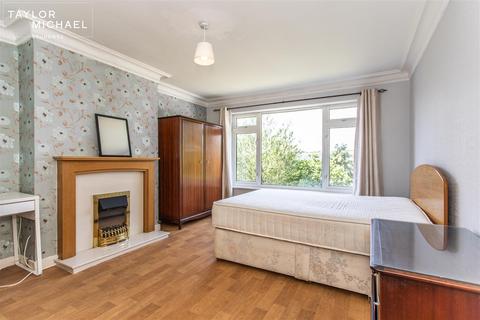 undefined, Selba Drive, Brighton
