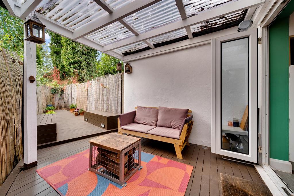 Daniels 136 Minet Avenue 017.jpg