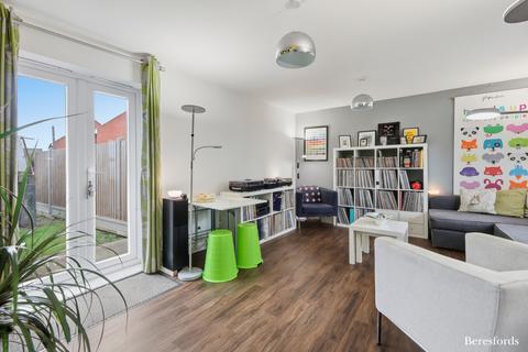2 bedroom semi-detached house for sale, Port Lane, Colchester, CO1