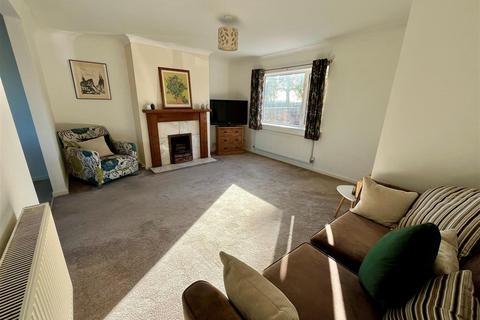 3 bedroom semi-detached house for sale, Northfield Cottages, Elstronwick, Hull