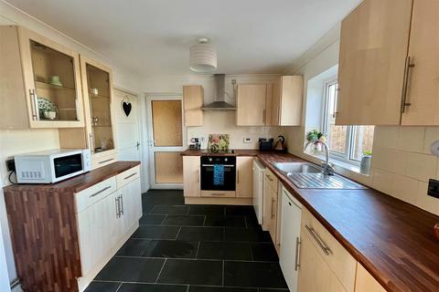 3 bedroom semi-detached house for sale, Northfield Cottages, Elstronwick, Hull