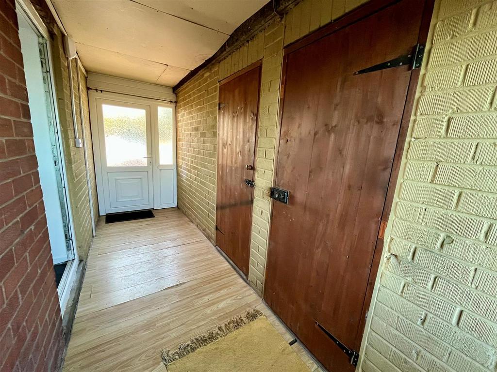Side Porch.jpg