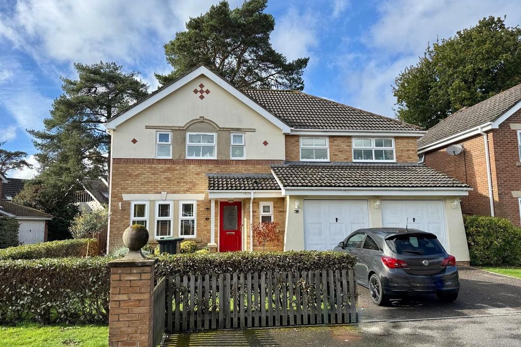 Five bedroom family home in verwood