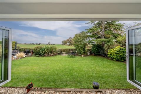 5 bedroom detached bungalow for sale, Belle Vue Avenue, Scholes LS15