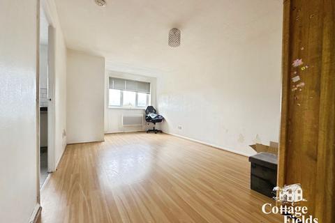 1 bedroom flat to rent, Cherry Blossom Close, London, N13