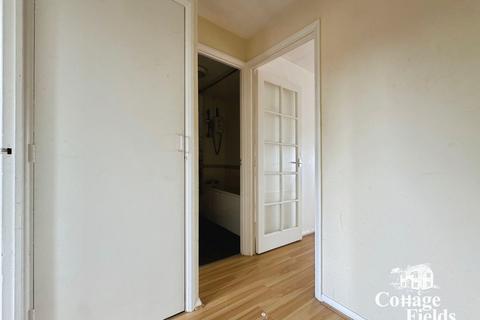 1 bedroom flat to rent, Cherry Blossom Close, London, N13