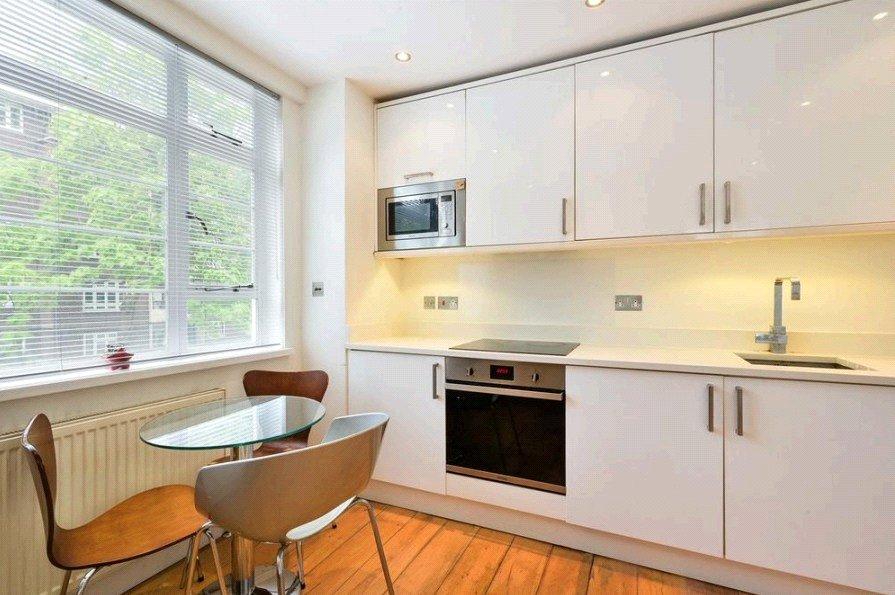 Kitchen / Dining