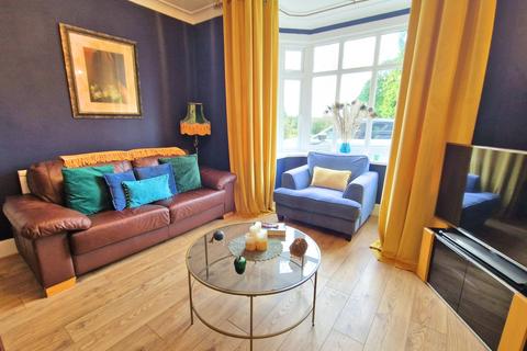 6 Clevis Crescent, Porthcawl, CF36 5NY
