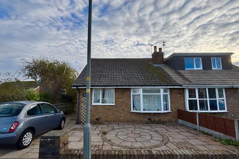 2 bedroom bungalow for sale, Elmwood Drive, Thornton FY5
