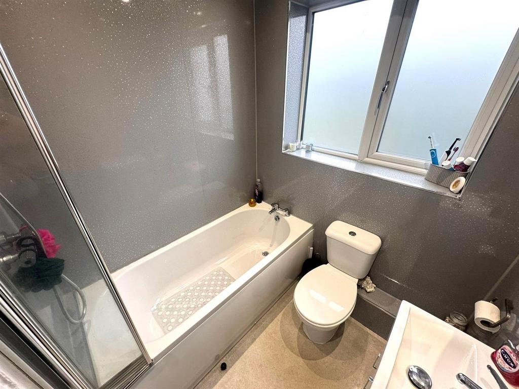 Whats App Image 2025-10-21 at 16.12.16 (3).jpeg