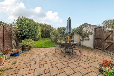3 bedroom semi-detached house for sale, Wickham Chase, West Wickham, Kent, BR4