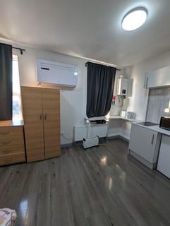 1 bedroom flat to rent, chapel rd, London IG1
