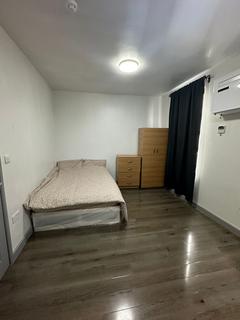 1 bedroom flat to rent, chapel rd, London IG1