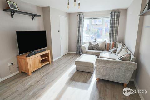 3 bedroom semi-detached house for sale, Lossiemouth Road, Hinckley