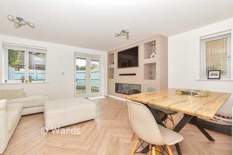 3 bedroom semi-detached house for sale, Roman Way, Maidstone, Kent