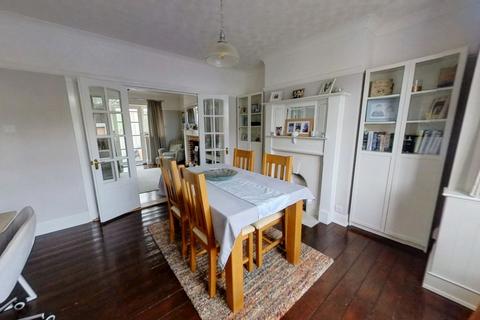 4 bedroom semi-detached house for sale, Lynton Avenue, Kingsthorpe, NN2 8LX