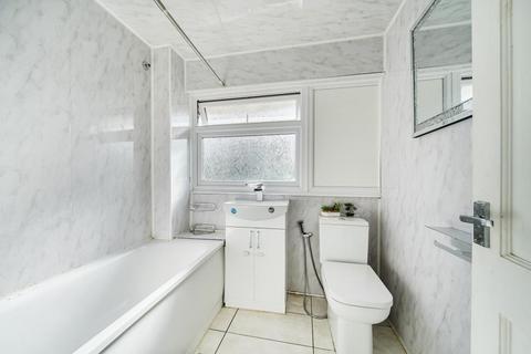 undefined, Sunbury-On-Thames,  Middlesex,  TW16